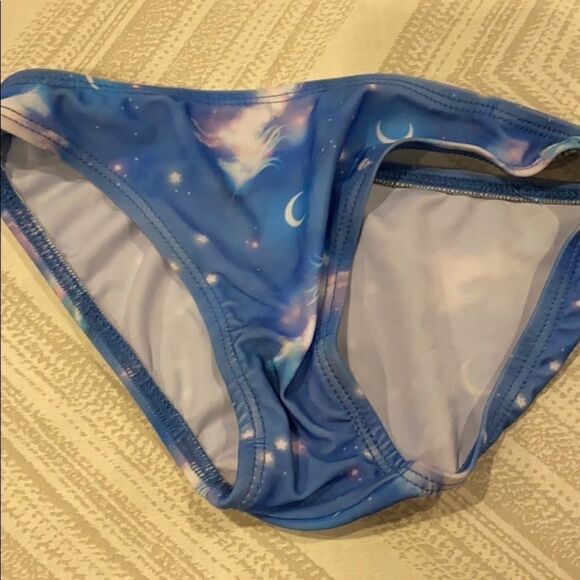 Cruz Girls Blue Unicorn, Moon & Star Two Piece Tankini, Size 6 - Picture 4 of 6